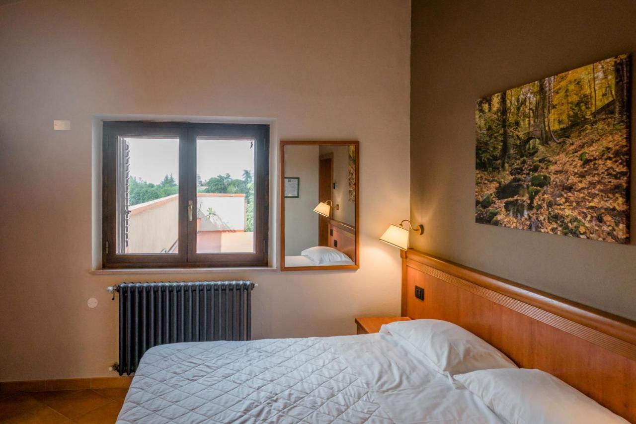 Seggiano Hotel La Scottiglia E Ristorante מראה חיצוני תמונה